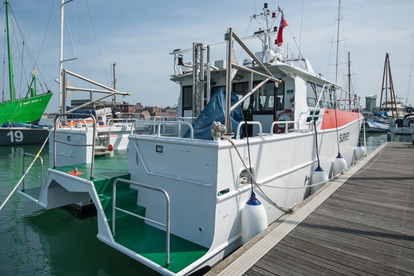 hire survey vessel UK